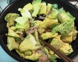 ちりめんキャベツとポークのトマ味噌煮込み作り方1写真