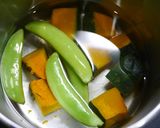 簡単！ごろごろカボチャのお味噌汁作り方3写真