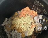 刻みしょうが漬けと鮭フレークのおにぎり作り方1写真