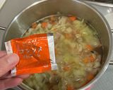 野菜嫌いもパクパク！簡単コンソメスープ♪作り方4写真