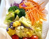 野菜を出来るだけたくさん！彩りサラダ作り方1写真
