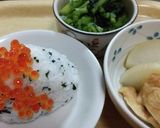 わかめご飯でいくら乗せおにぎり作り方3写真