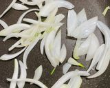 カット野菜で簡単♡サバ缶の丼（サラダ風）作り方1写真