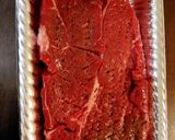 赤ワインソース仕立ての高級風！ステーキ作り方1写真