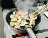 柔らか☆鶏と野菜のオイマヨ炒め作り方3写真