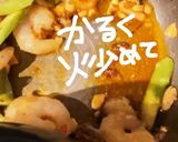 えびとアスパラのチーズペペロンチーノ作り方7写真