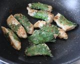 鶏むね肉でごま味噌しそ巻きスティック作り方3写真