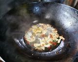 牛肉とセロリの炒め物&ペペロンチーノ！作り方3写真