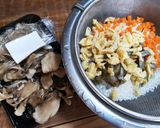 朝ご飯ﾚｼﾋﾟ炊き込みご飯【舞茸】作り方1写真