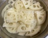 れんこんと大豆のサラダ作り方1写真