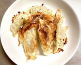 残り物の餃子DE！簡単・餃子揚げパン！作り方1写真