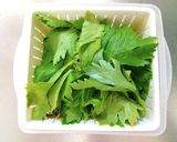 セロリの葉レンジ1分☆カニカマ豆腐白和え作り方3写真