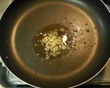 鳥とトロトロ白菜の炒め煮。旬・時短・節約作り方1写真