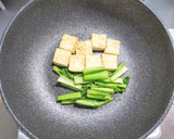 豚こま肉と木綿豆腐と小松菜の中華炒め作り方4写真