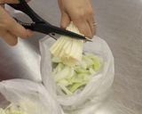 包丁不使用防災食！ポリ袋でさば缶卵とじ作り方1写真