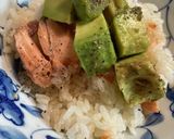 白だしで洋風ご飯☆鮭ごはんアボカド乗せ作り方7写真