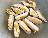 鶏手羽中のバジルレモン炒め作り方3写真