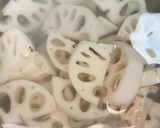 豚ロースとレンコンの味噌炒め作り方2写真