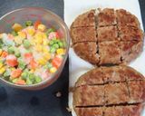ハンバーグとミックスベジで赤ワインパスタ作り方2写真