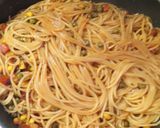 ハンバーグとミックスベジで赤ワインパスタ作り方11写真