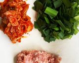 そのままで美味しいニラキムチ春巻き作り方1写真