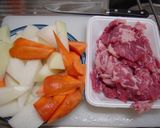 大根と牛ばら肉の　コチュジャン煮込み作り方1写真