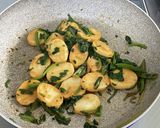 長芋とほうれん草のバター醤油作り方2写真