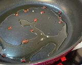 ピリ辛れんこん白だしきんぴら。作り方1写真