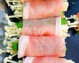 10分で！豚肉とエノキとニラの簡単肉巻き作り方3写真