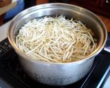 シャキシャキもやしのナムル 水から茹でる作り方1写真
