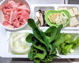 豚ロース肉と豆腐と小松菜のピリ辛甘酢炒め作り方1写真