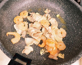 即席焼きそばで作るニンニク旨塩焼きそば作り方4写真