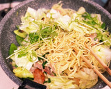即席焼きそばで作るニンニク旨塩焼きそば作り方8写真