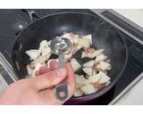 ベーコンとかぶのペペロンチーノ風★動画★作り方14写真