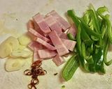 ベーコンとピーマンでうどんペペロンチーノ作り方1写真