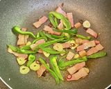 ベーコンとピーマンでうどんペペロンチーノ作り方3写真