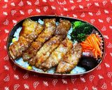 3/9 コーン玉ねぎ炒飯の豚トロのせ弁当作り方4写真