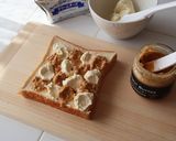 ピーナツバター＆クリームチーズデコ食パン作り方3写真