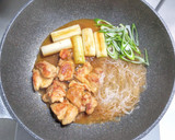 鶏モモ肉と長ネギに春雨の中華炒め作り方4写真