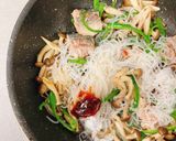 鯖水煮缶と白滝の旨辛炒め作り方4写真