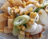 ちくわとコーン、うすあげの煮込み作り方2写真