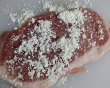 豚肉のチーズ焼き作り方1写真