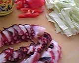 ～タコとキャベツのペペロンチーノ～作り方1写真
