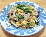 豚バラ肉と菜の花と春キャベツのカラシ炒め作り方9写真