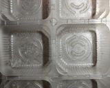 冷凍惣菜の空き容器を再利用♪おにぎらず作り方1写真