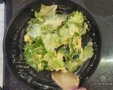 毛がにのレタス炒め作り方4写真