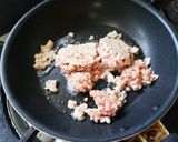【変わりそぼろ！】ごま油と塩と鷹の爪！作り方3写真