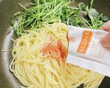 市販のたらこパスタソースで豆苗inパスタ作り方2写真