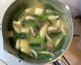 ニラ&豆腐としめじのお味噌汁作り方3写真