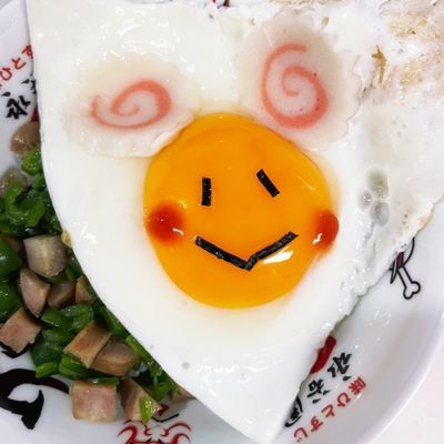 ナルトで可愛い目玉焼きちゃん♪お弁当にも by オモチなみ